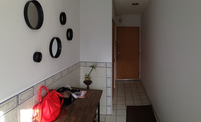 Photo - 2338 Perot St Apartments Unit 4