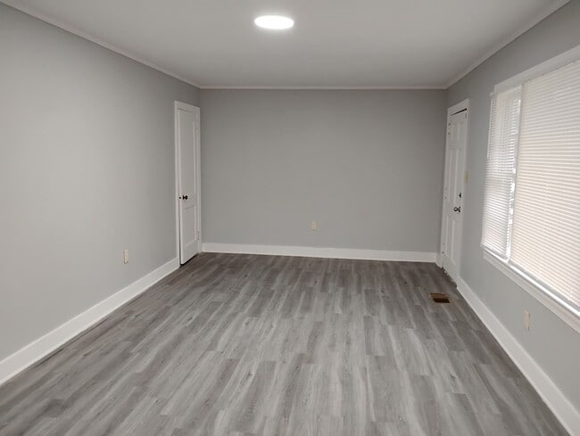 Photo - 1711 2nd Terrace