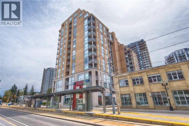 Photo - 191 King St S Unité 1210