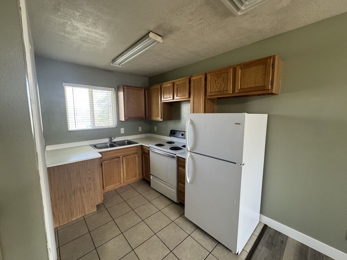 Photo - Studio Apartment Unit Studio Apartment  6