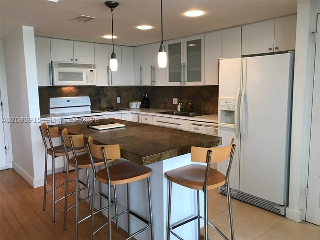 150 SE 25th Rd Unit 7H