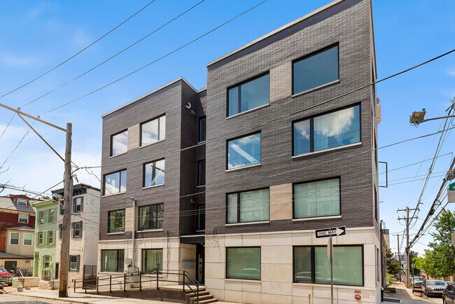 Photo - 4100 Ludlow St