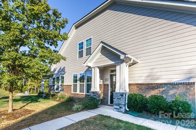 Photo - 5818 Glenmore Garden Dr