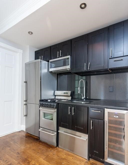 Photo - 343 E 8th St Unit 2B