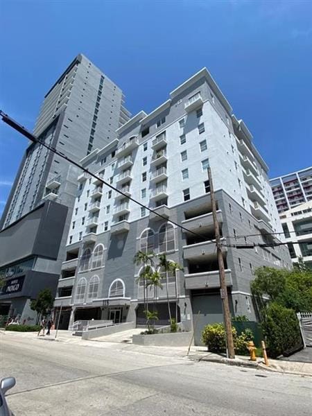 Building Photo - 115 SW 11th St Rental
