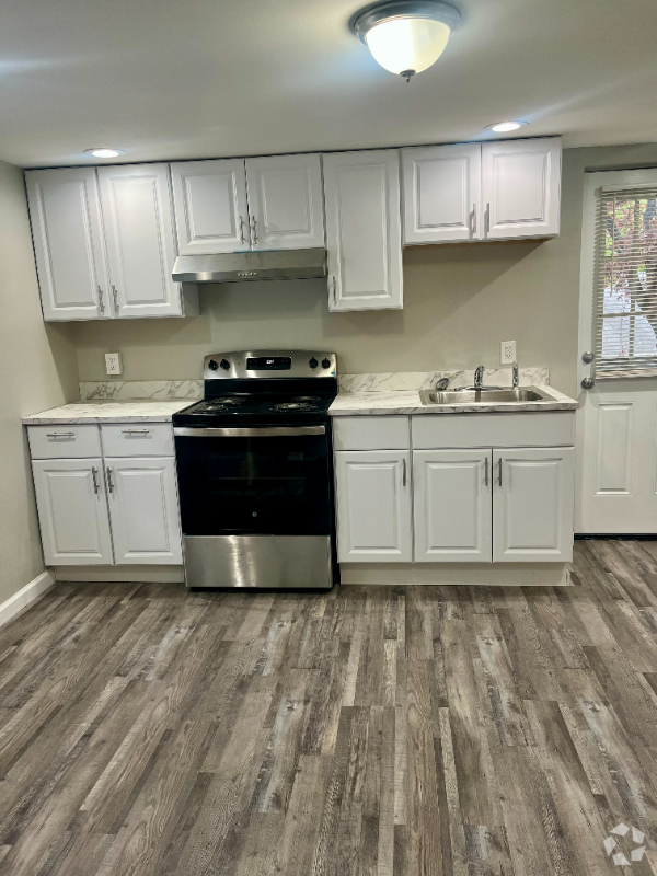 Building Photo - 625 N Miller St Unit 625 Rental