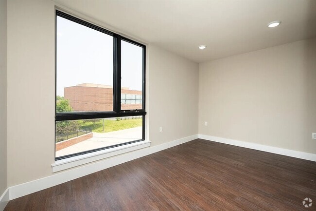 Building Photo - 242 Beacon Ave Unit 202 Rental