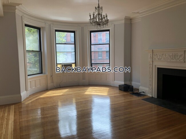 Photo - 429 Marlborough St Apartment Unit 3A