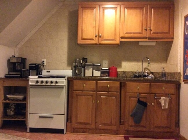 Photo - 1032 D St NE Unit 1B