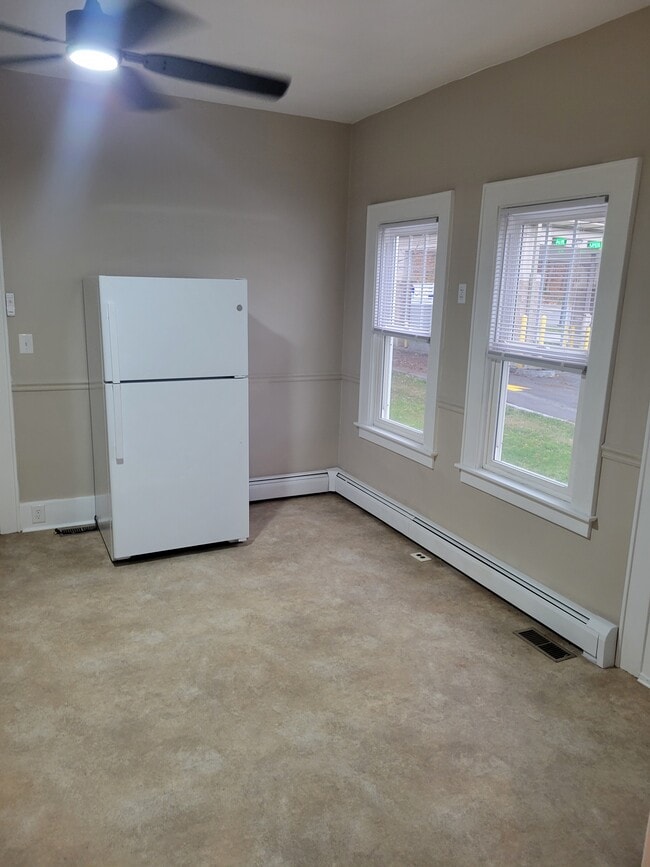 Photo - 282 Genesee St Unit 1