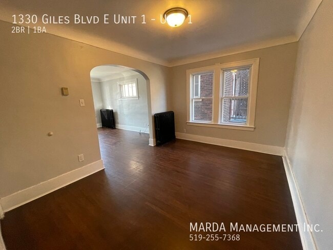 Photo - SPACIOUS 2 BED/1BATH UNIT IN OLDE WALKERVILLE! + HYDRO & GAS Unit 1