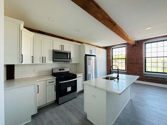 Photo - 50 Ashburton St Apartments Unit 11