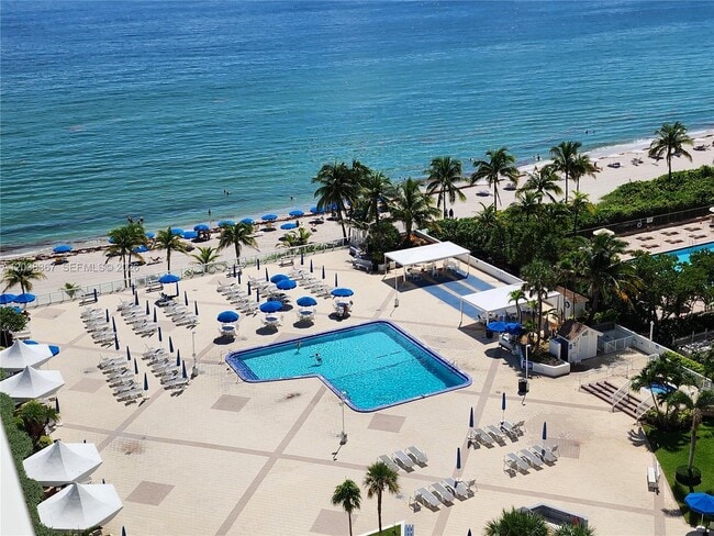 Building Photo - 2030 S Ocean Dr Unit 1718