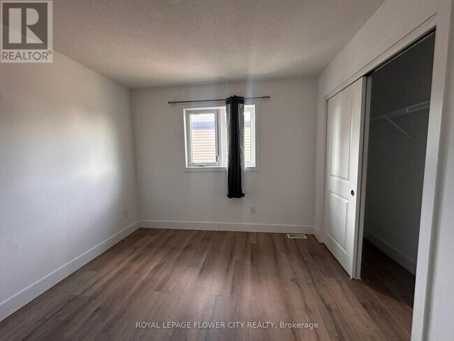 Photo - 1330 Lawson Rd