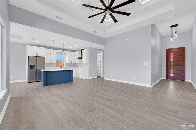 Photo - 7 Makayla Dr