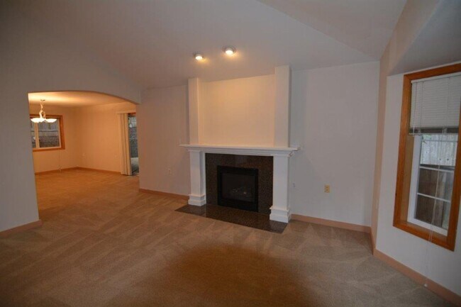 Photo - Shoreline Home Nestled in Trees