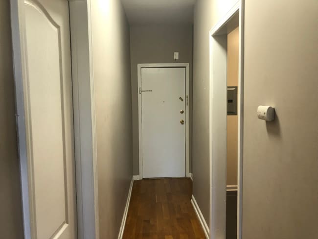 Photo - 146 Manhattan Ave Unit 1