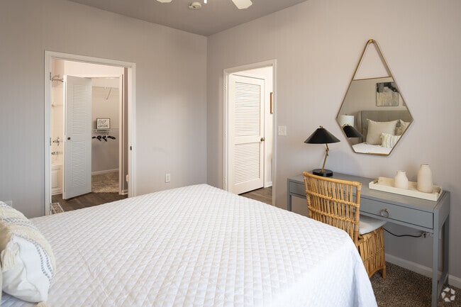 2BR - 2BA, 1142SF - Sweetwater Apartments