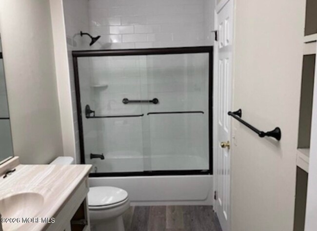 Photo - 2428 Bridge Ave Unit Apt. 205