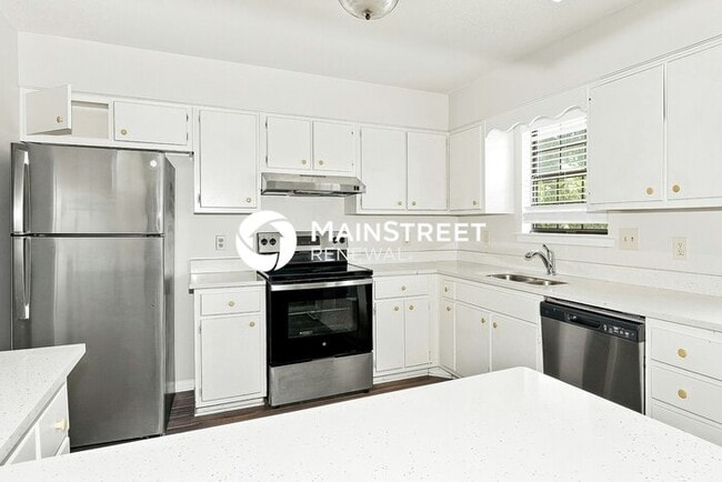 4 Bedroom Pet-Friendly Home in Bartlett, TN with Main Street Renewal