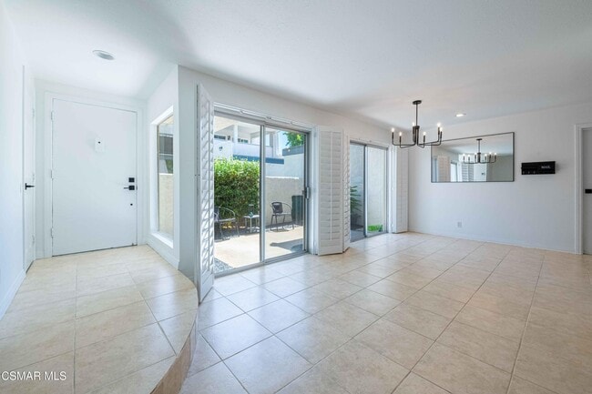 Photo - 3623 Summershore Ln