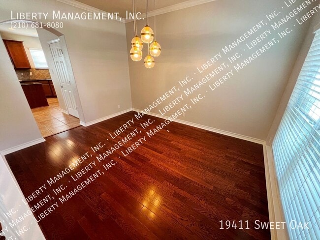 19411 Sweet Oak