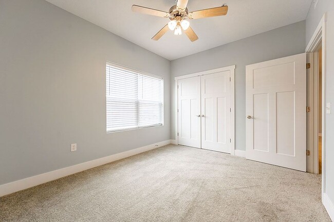RUSHVILLE VILLAS