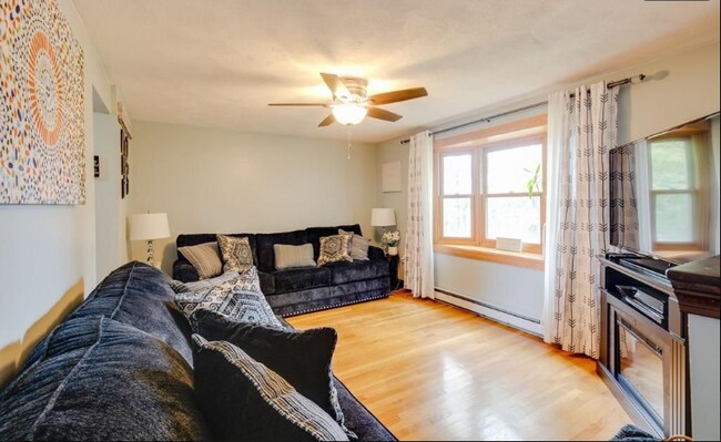 52 Winnepurkit Ave