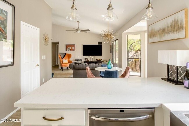 Photo - 6533 E Grandview Dr