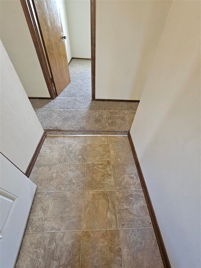 Photo - 6110 SW Park Pl