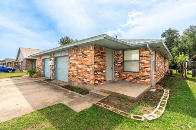 Building Photo - 206 Barrett Pl Rental