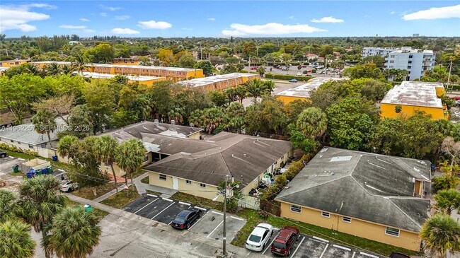 Building Photo - 2751 NW 58th Terrace Unit 1