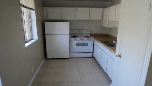 Kitchen - Cobblestone Corners