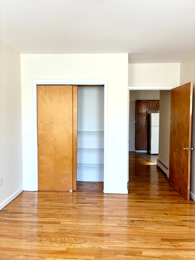 8020 5th Ave Unit Spacious3bedroominBayRidge,Brooklyn