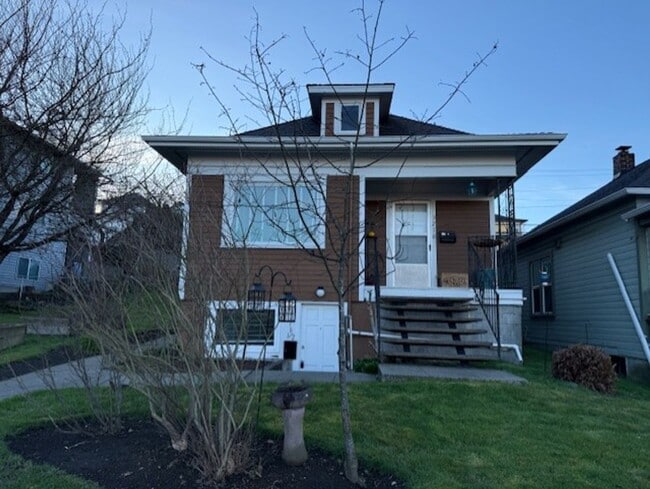 Building Photo - 3218 Rucker Ave Unit 2