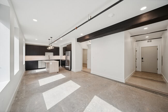 Photo - The Beacon Building