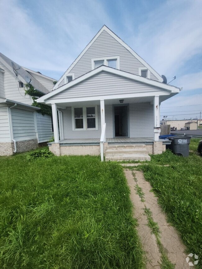 Building Photo - 3 Bed 1 Bath Rental