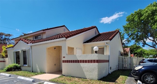 Photo - 3214 San Remo Cir