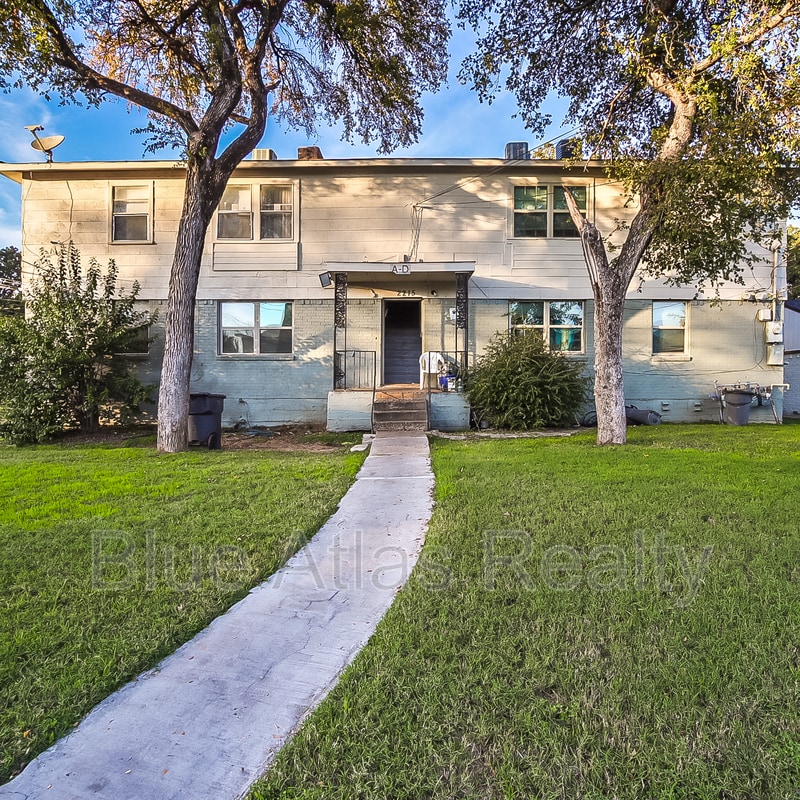 Photo - 2215 Riverview Dr