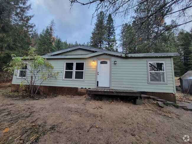 Building Photo - 2 Bedroom, 2 Bathroom in the Cusick Countr... Rental