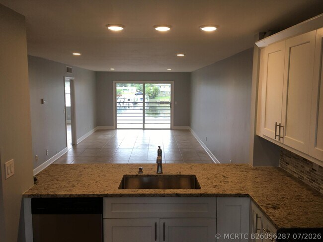 Photo - 309 Lake Cir Unit 202