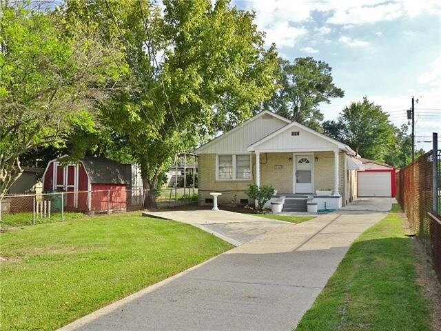 Photo - 7429 Pritchard St