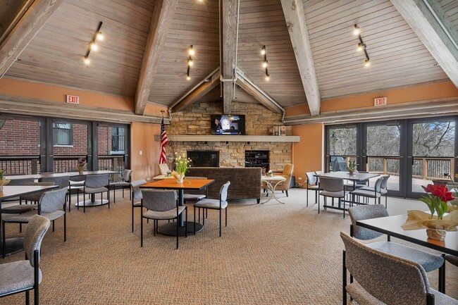 Photo - 511 Aurora Ave