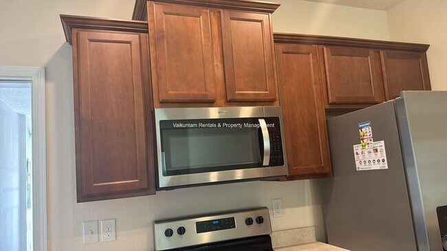 9607 Mira Loma Dr