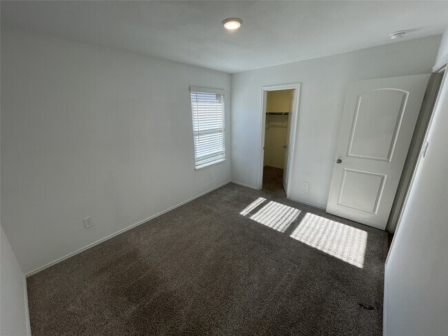 Photo - 5210 Bay Mdws Ln