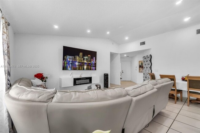 Photo - 2590 SE 7th Pl