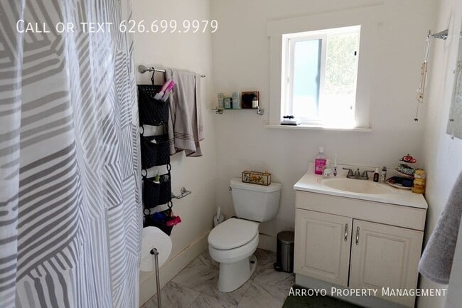 Photo - 417 S Canyon Blvd
