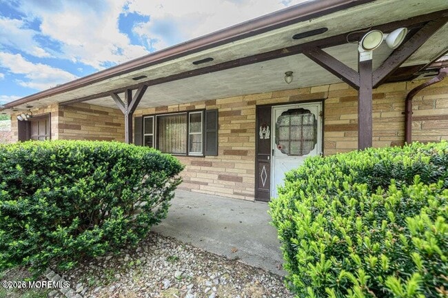 Photo - 839 Bowman Rd