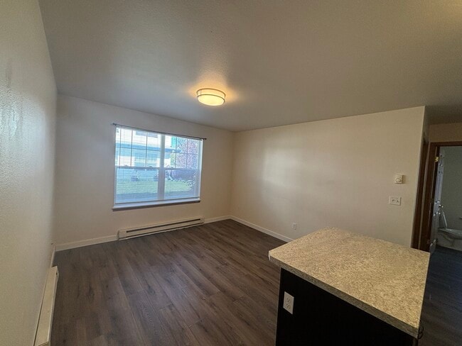 Baxter Apartments