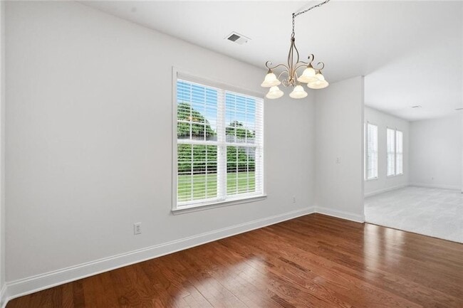 Photo - 3320 Pebble Ridge Ln